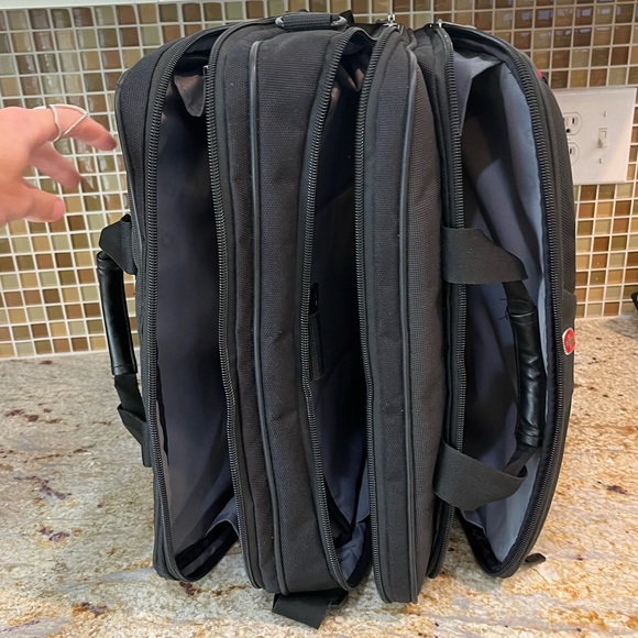 Swiss Gear Wagner laptop briefcase - Picture 5 of 5